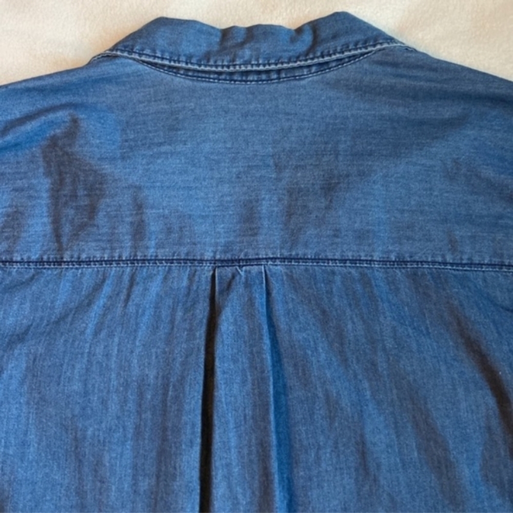 Old Navy The Classic Shirt Button Up - Picture 4 of 4